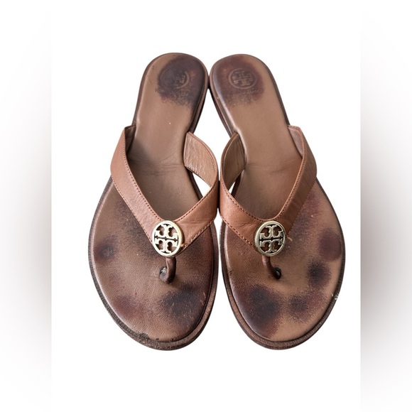 Tory Burch Shoes - Tory Burch Pre-Loved Leather Sandals size 8